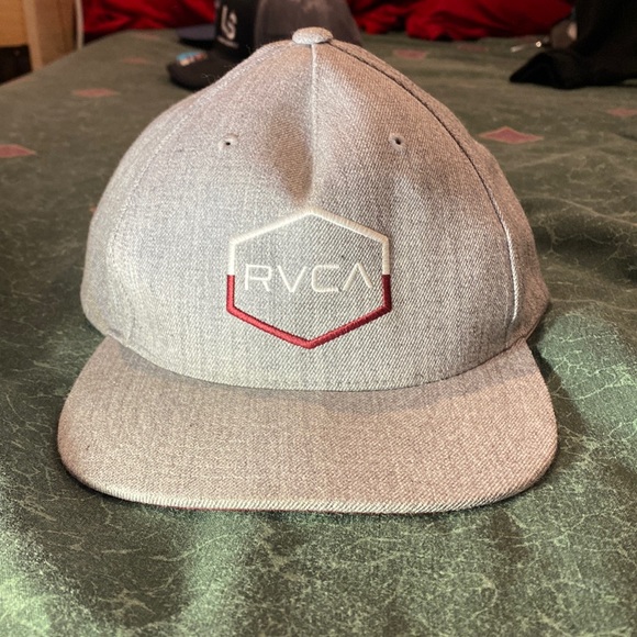 SnapBack - Picture 1 of 3
